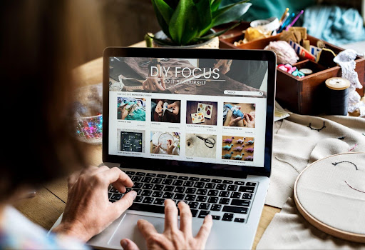 How to Choose and Secure the Right Website Name for Your Startup 1